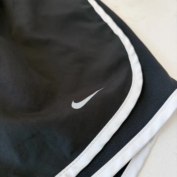 Nike Women’s Black & White Athletic Running Shorts – Size L - Picture 2 of 5